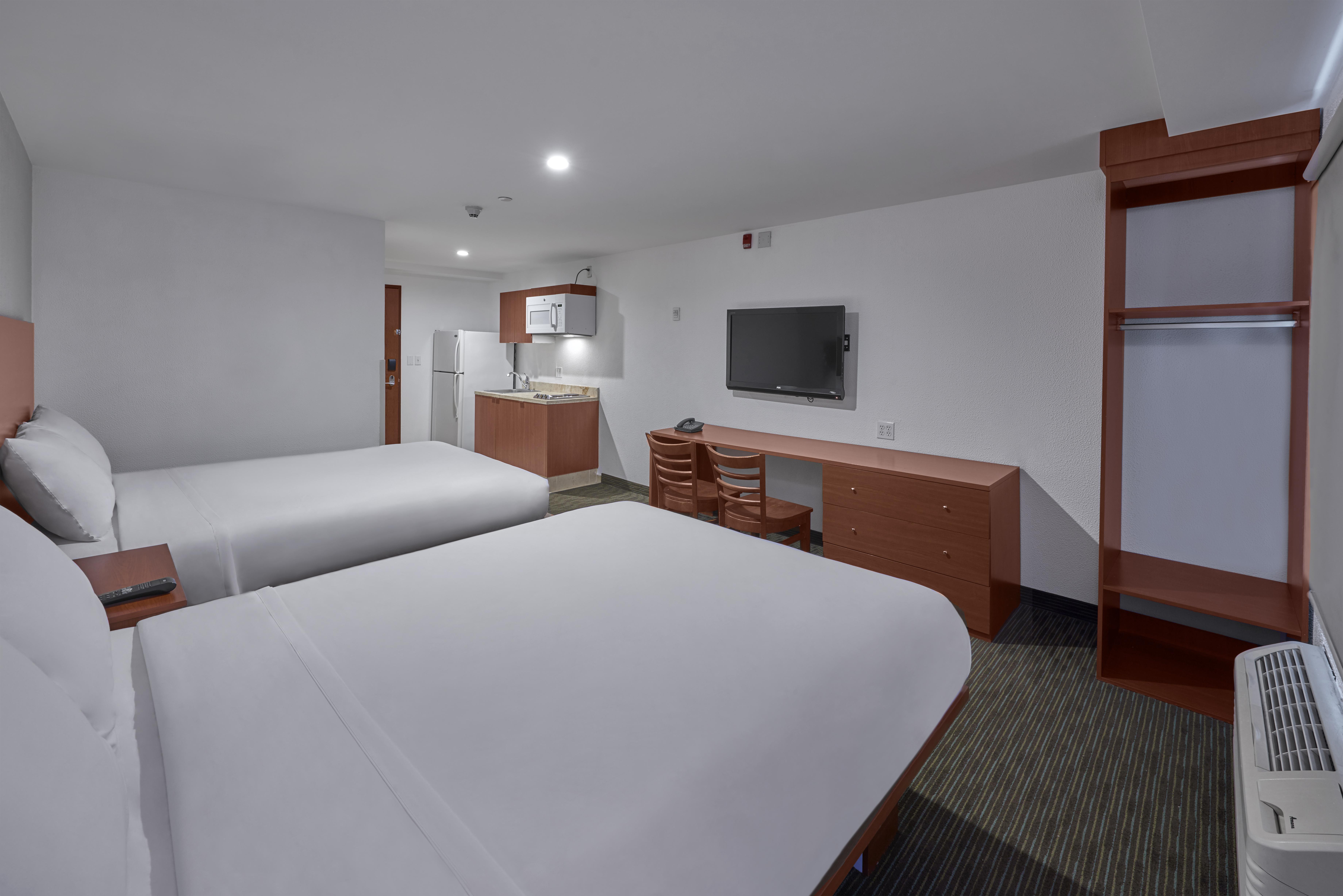 Extended Aeropuerto Apartahotel 3*